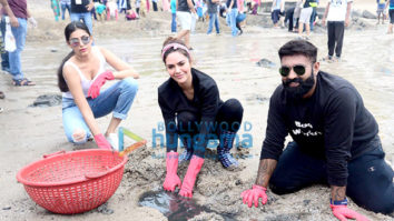 Photos: Esha Gupta, Sushant Singh and Naveli Deshmukh snapped attending the 100th week of Dadar Beach Cleanup