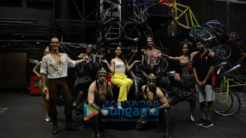 Photos: Fatima Sana Shaikh snapped interacting with artists from House of Dancing Water