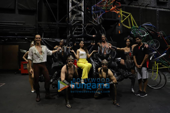 Photos: Fatima Sana Shaikh snapped interacting with artists from House of Dancing Water Photos: Fatima Sana Shaikh snapped interacting with artists from House of Dancing Water