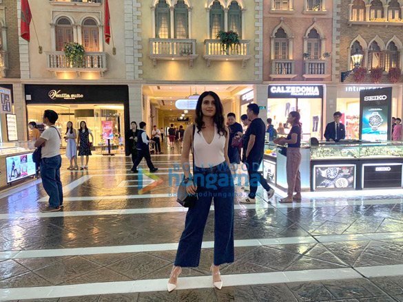 photos fatima sana shaikh spotted at the venetian macao 1