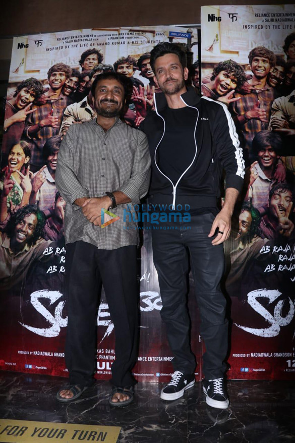 Photos: Hrithik Roshan, Urvashi Rautela and others grace the screening of Super 30 Photos: Hrithik Roshan, Urvashi Rautela and others grace the screening of Super 30
