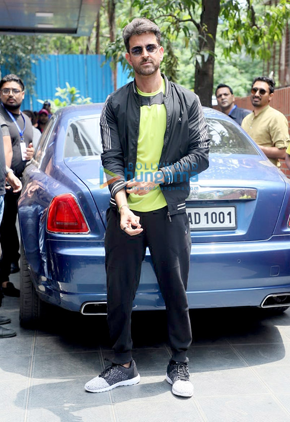 photos hrithik roshan spotted attending an event in juhu 1
