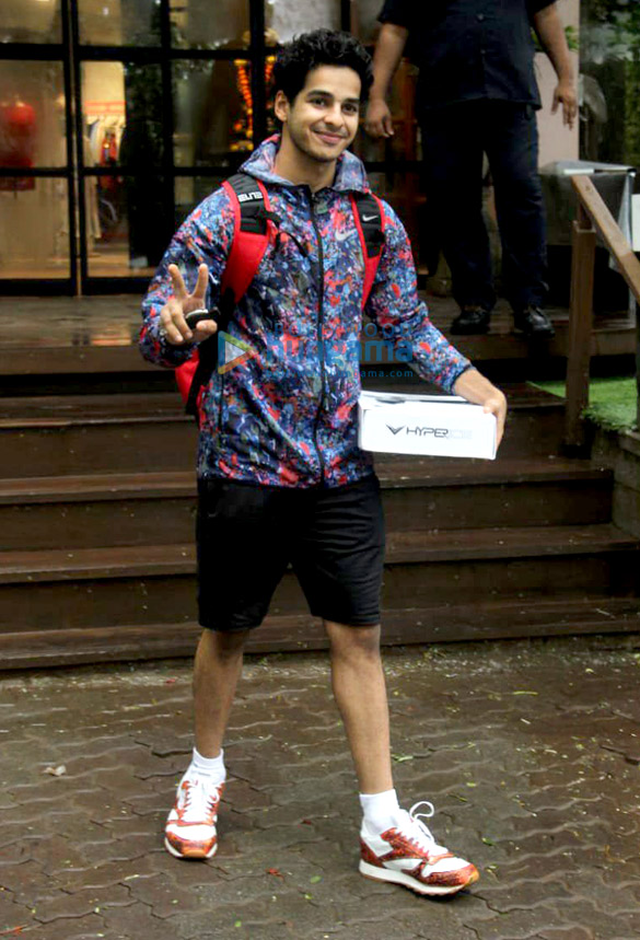 Photos: Ishaan Khatter snapped at the gym in Bandra Photos: Ishaan Khatter snapped at the gym in Bandra