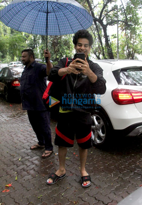 photos ishaan khatter snapped at the gym in bandra 4