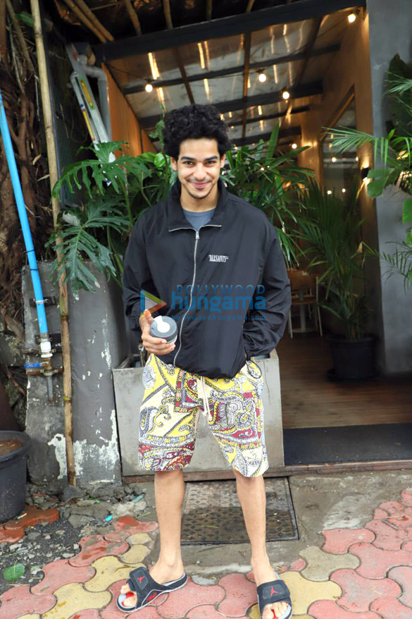 Photos: Ishaan Khatter snapped in Mumbai Photos: Ishaan Khatter snapped in Mumbai