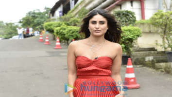 Photos: Kareena Kapoor Khan snapped on sets of Dance India Dance