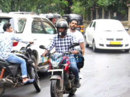 Photos: Kartik Aaryan spotted at Krome studio in Bandra