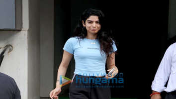 Photos: Khushi Kapoor spotted at a clinic in Juhu