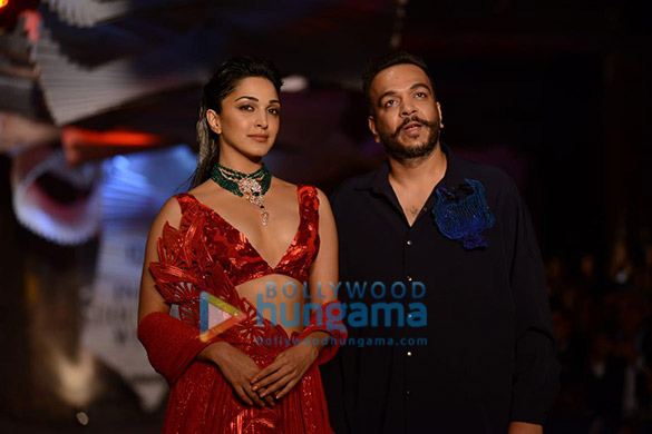 Photos: Kiara Advani snapped walking the ramp for designer Amit Aggarwal at the India Couture Week in Delhi
