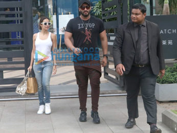 Photos: Malaika Arora and Arjun Kapoor snapped at Nara Thai, BKC