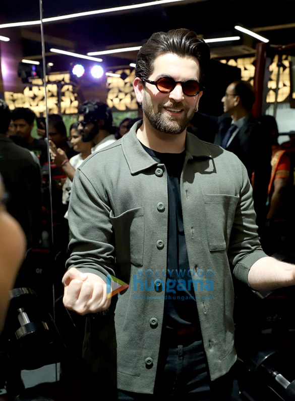 photos neil nitin mukesh snapped at the launch of a gym 5