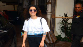 Photos: Sanya Malhotra snapped in Andheri
