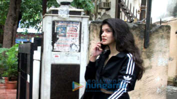 Photos: Shanaya Kapoor spotted at dance class