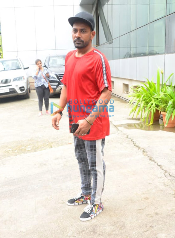 photos shraddha kapoor and dharmesh yelande spotted at a dance class in andheri 6