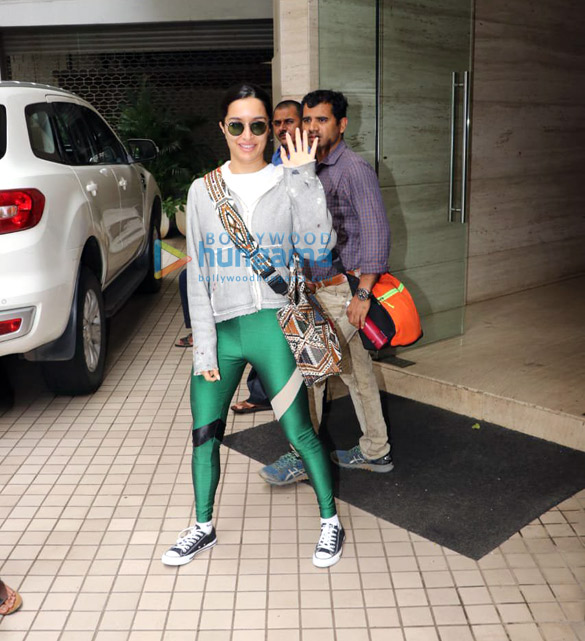 photos shraddha kapoor spotted at a dubbing studio for saaho in bandra 2