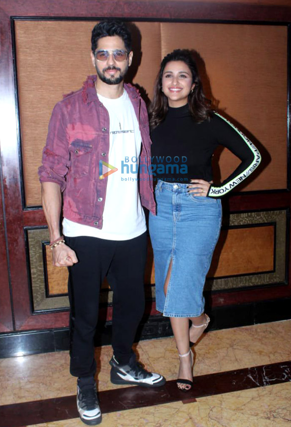 photos sidharth malhotra and parineeti chopra snapped promoting the film jabariya jodi 4