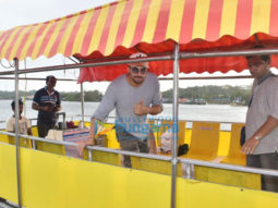 Photos: Sidharth Malhotra snapped at the Versova jetty