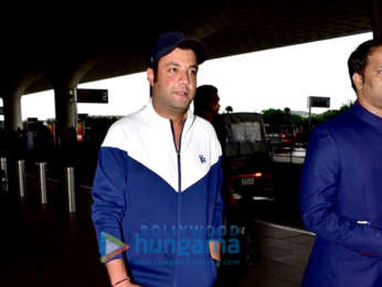 Photos: Akshay Kumar, Sonakshi Sinha, Varun Sharma and others snapped at the airport