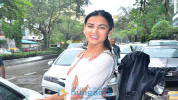 Photos: Sonal Chauhan snapped at Mukesh Chhabra’s office in Juhu