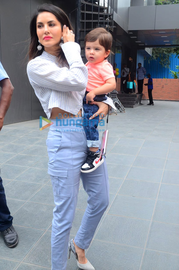photos sunny leone snapped in juhu 2 2