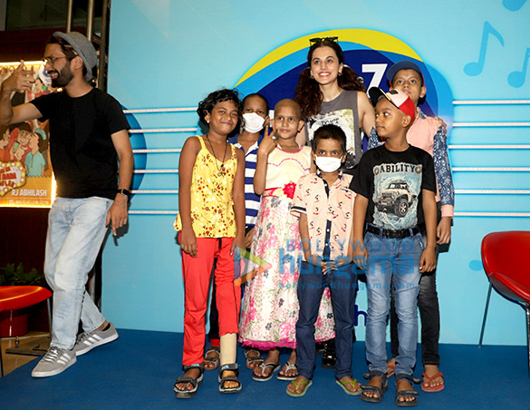 photos taapsee pannu attends a meet and greet organised for children battling cancer 4
