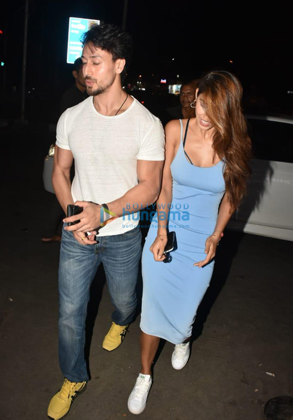 photos tiger shroff and disha patani spotted at bastian in bandra 3