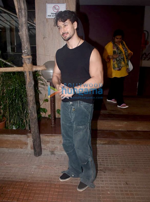 photos tiger shroff spotted at the kwan office in andheri 2 2