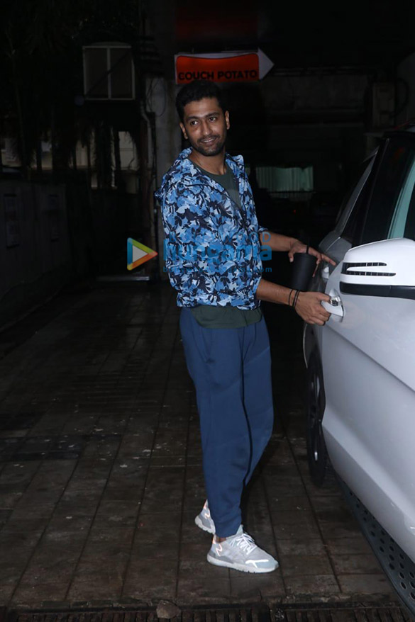 photos vicky kaushal spotted at a dance class in andheri 3
