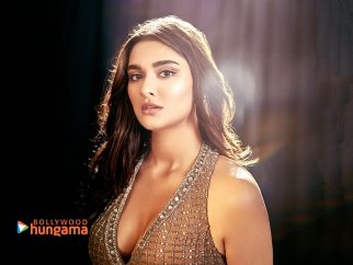 Celeb Wallpapers Of Saiee Manjrekar