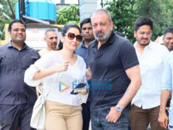 Photos: Sanjay Dutt and Manyata Dutt snapped attending the teaser launch of Prasthanam