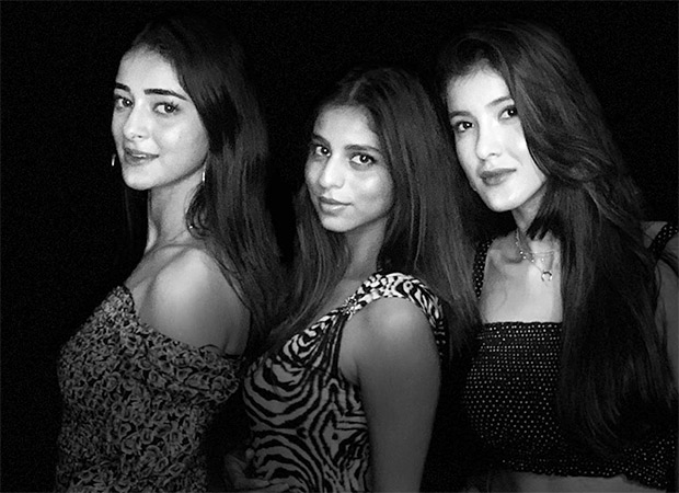 Shah Rukh Khan turns photographer for Suhana Khan, Ananya Panday, and Shanaya Kapoor