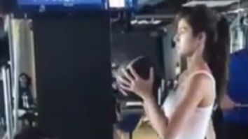 WATCH VIDEO: Disha Patani does squats and gives major Monday motivation to her fans