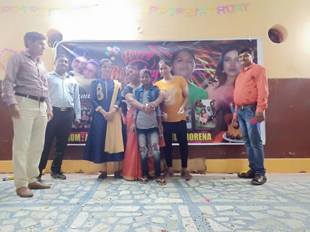 Girl’s school in Chambal valley supported Bhumi Pednekar celebrates her birthday Girl’s school in Chambal valley supported Bhumi Pednekar celebrates her birthday