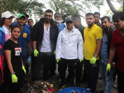 Arjun Kapoor supports Carter road beach clean up drive
