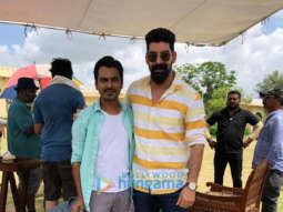 on the sets of the movie Bole Chudiyan