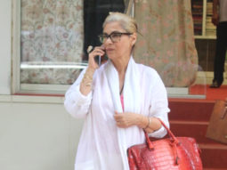 Dimple Kapadia spotted at Vandana clothes store in Khar