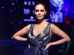 LFW Esha Gupta on ramp for Pallavi Mohan show