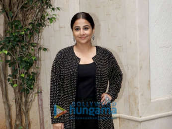 Photos: Akshay Kumar, Sonakshi Sinha, Vidya Balan and Taapse Pannu snapped promoting their film Mission Mangal at Radio City office in Bandra
