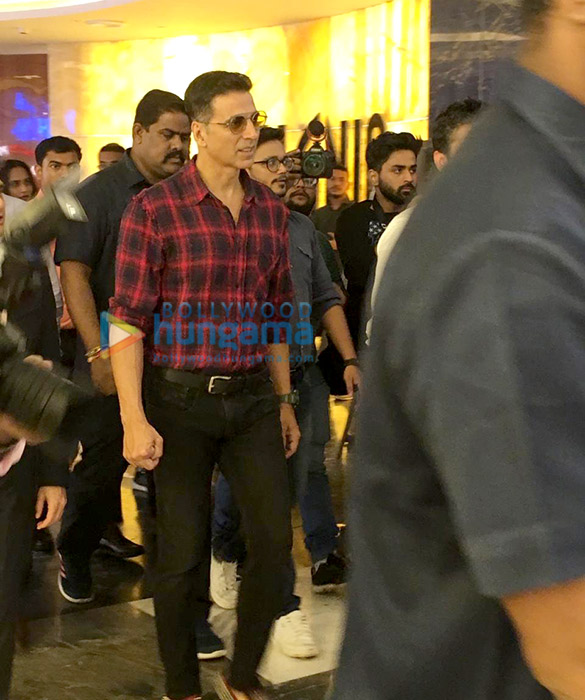 photos akshay kumar snapped promoting his film mission mangal 3