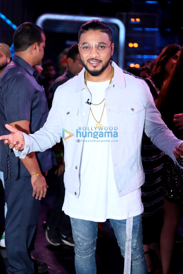 photos cast of pal pal dil ke paas snapped promoting the film on sets of dance india dance 5