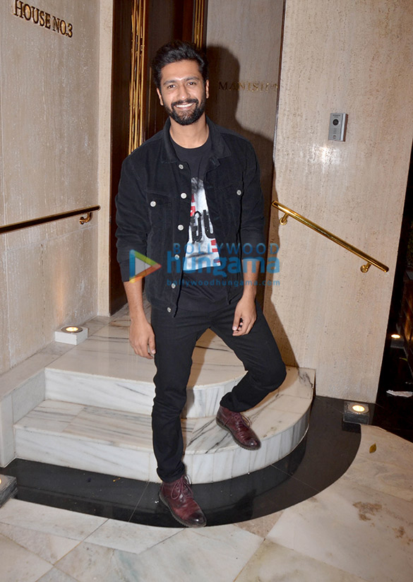 photos celebs grace manish malhotras house party 6