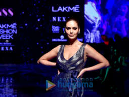 Photos: Esha Gupta walks the ramp as the show stopper at Lakme Fashion Week 2019