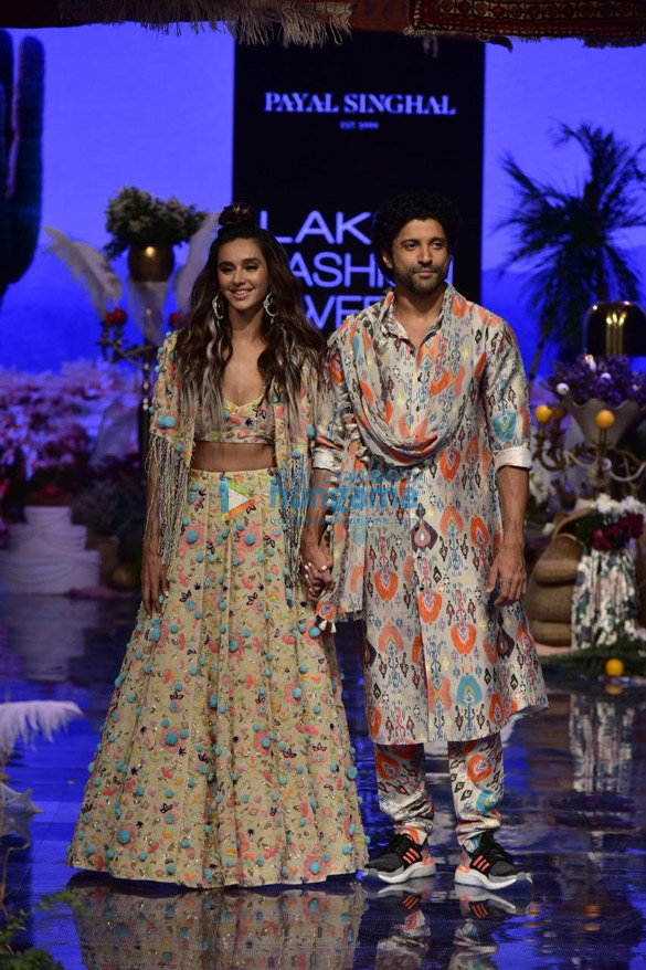 Janhvi Kapoor says it was “special' to walk on the ramp with brother Arjun  Kapoor at a fashion show