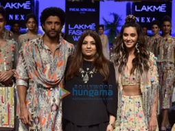 Photos: Farhan Akhtar and Shibani Dandekar walk the ramp as the show stopper at Lakme Fashion Week 2019