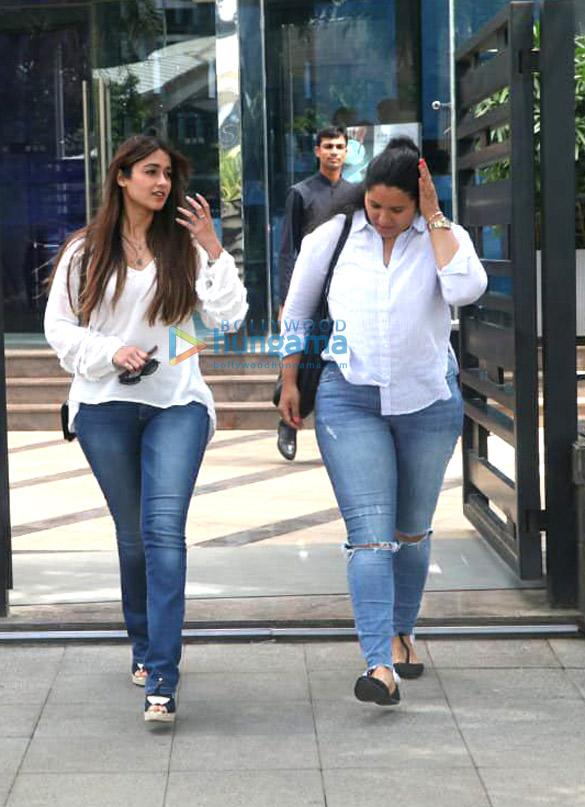 photos ileana dcruz spotted at yauatcha in bkc 2