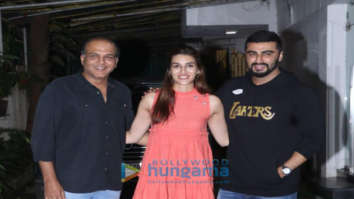 Photos: Kriti Sanon, Arjun Kapoor and Ashutosh Gowariker snapped at a dubbing studio in Juhu