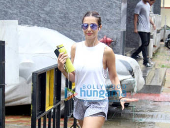 Photos: Malaika Arora and Amrita Arora snapped at I Think Fitness in Bandra