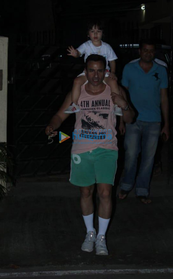 photos saif ali khan and taimur ali khan spotted at the gym 3