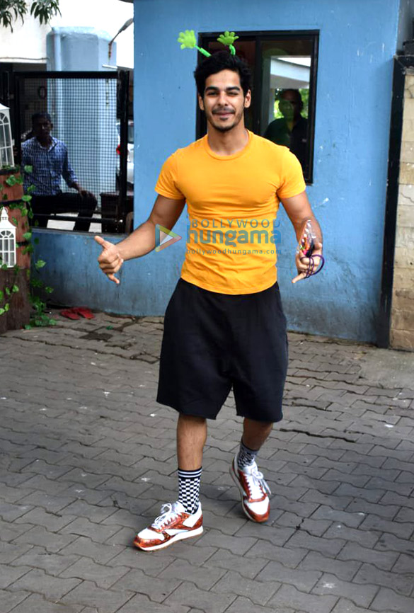 photos shahid kapoor and family snapped celebrating mishas birthday 4