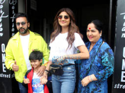 Photos: Shilpa Shetty, Ananya Panday, Chunky Pandey and others snapped at Bastian in Bandra